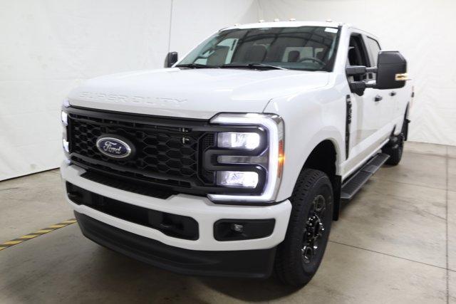 new 2024 Ford F-350 car, priced at $59,817