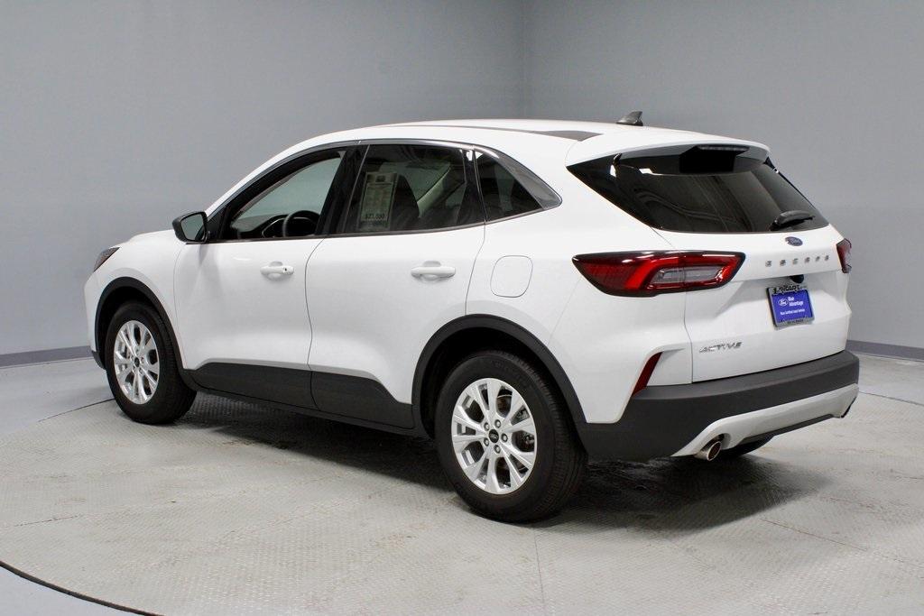 used 2023 Ford Escape car, priced at $20,999