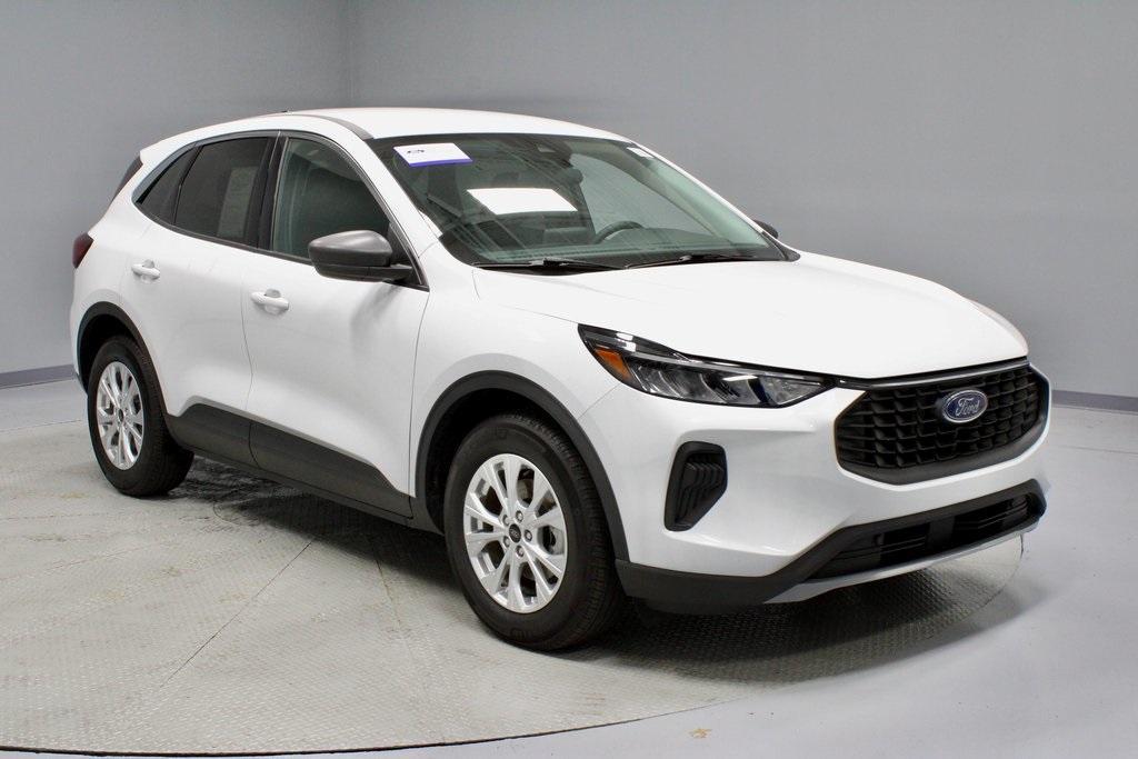 used 2023 Ford Escape car, priced at $20,999