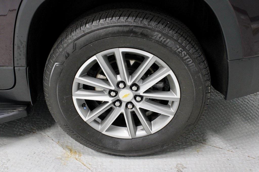 used 2022 Chevrolet Traverse car, priced at $27,999