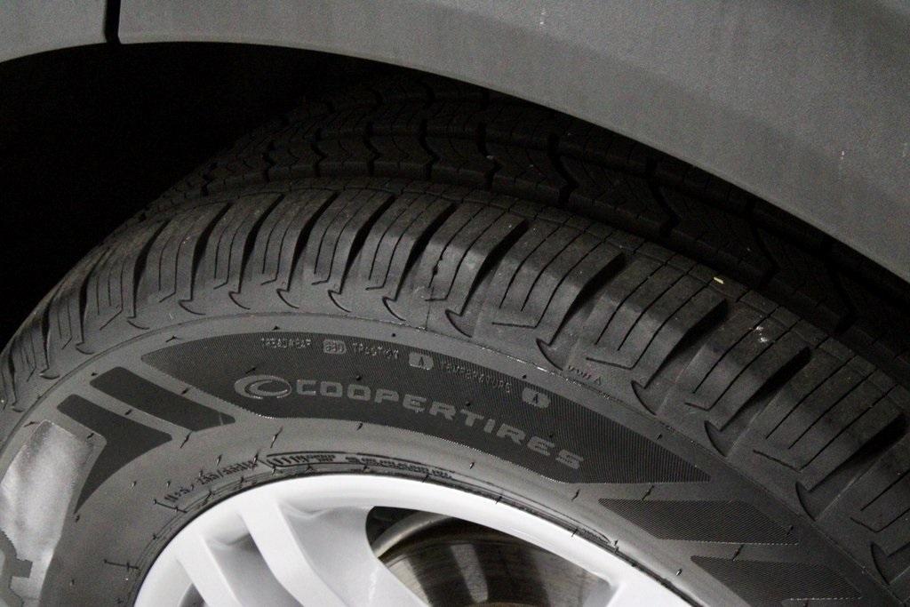 used 2022 Ford Explorer car, priced at $28,957