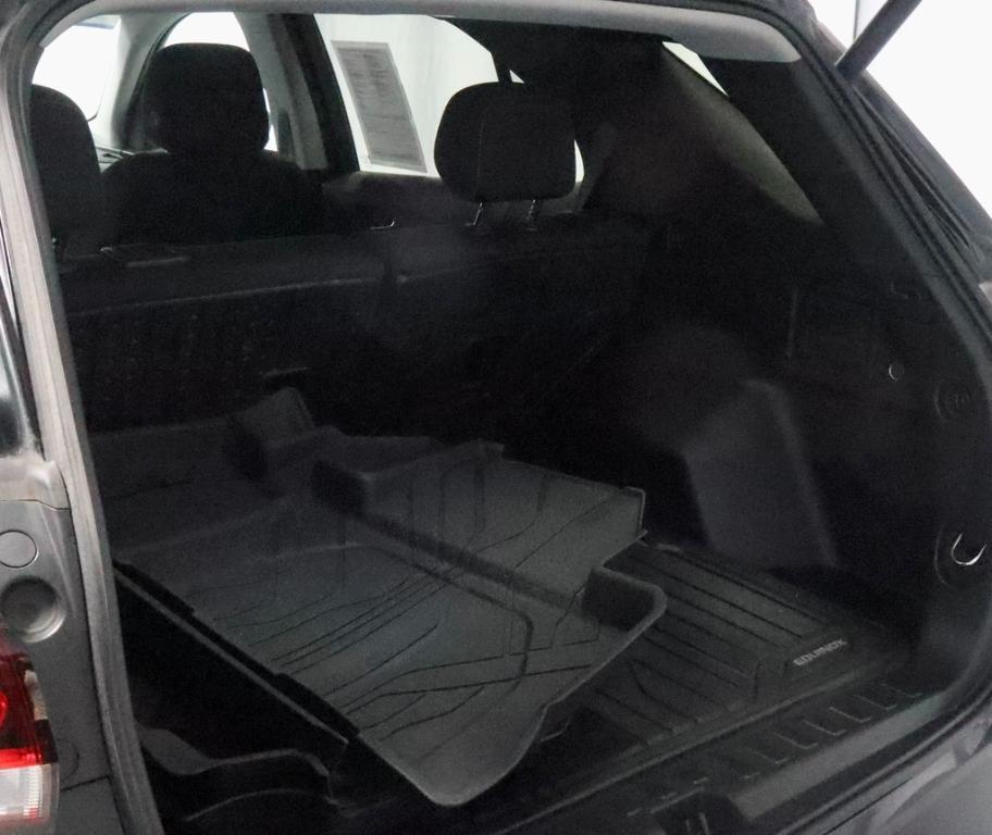 used 2022 Chevrolet Equinox car, priced at $23,459