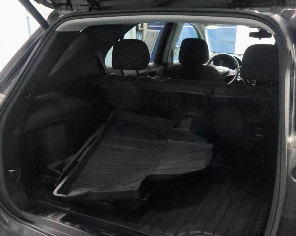 used 2022 Chevrolet Equinox car, priced at $23,459