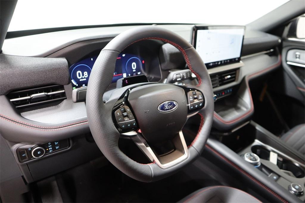 new 2025 Ford Explorer car, priced at $49,105