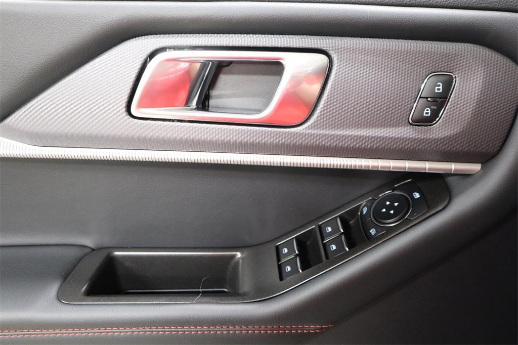 new 2025 Ford Explorer car, priced at $49,105
