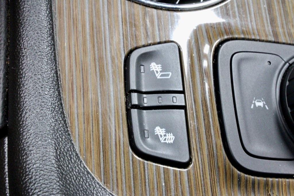 used 2023 GMC Acadia car, priced at $27,693