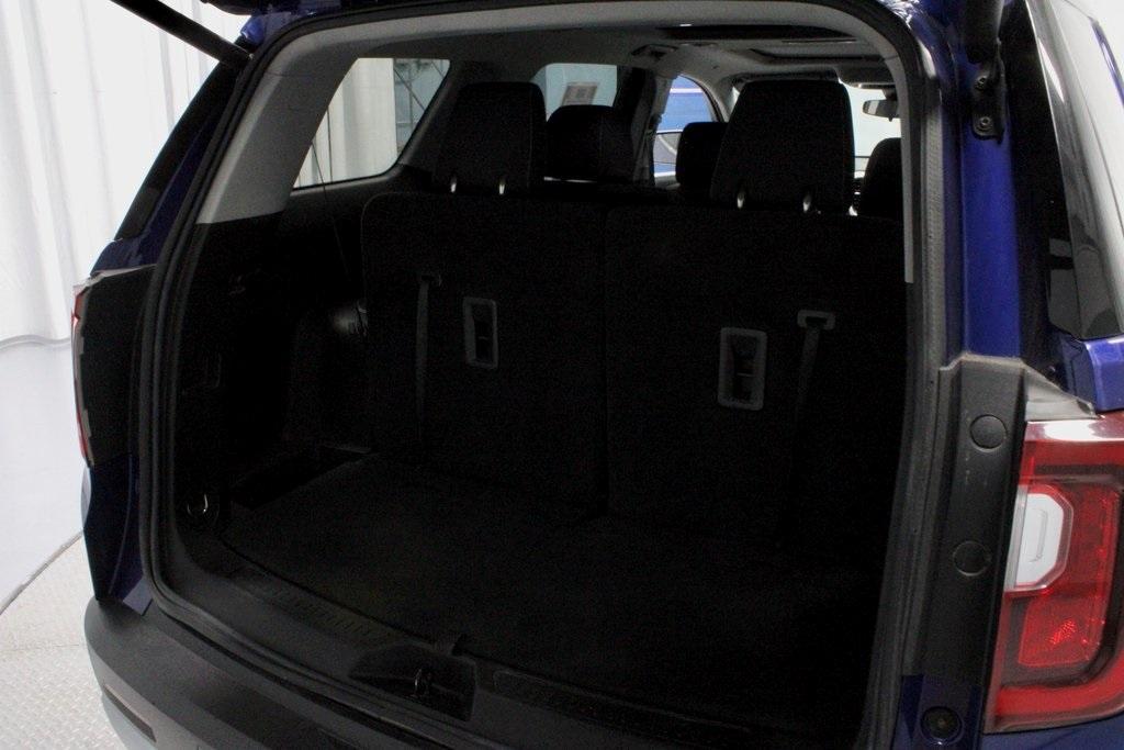 used 2023 GMC Acadia car, priced at $27,693