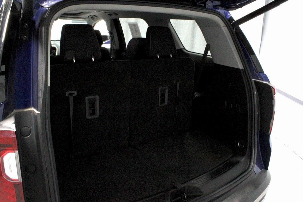 used 2023 GMC Acadia car, priced at $27,693