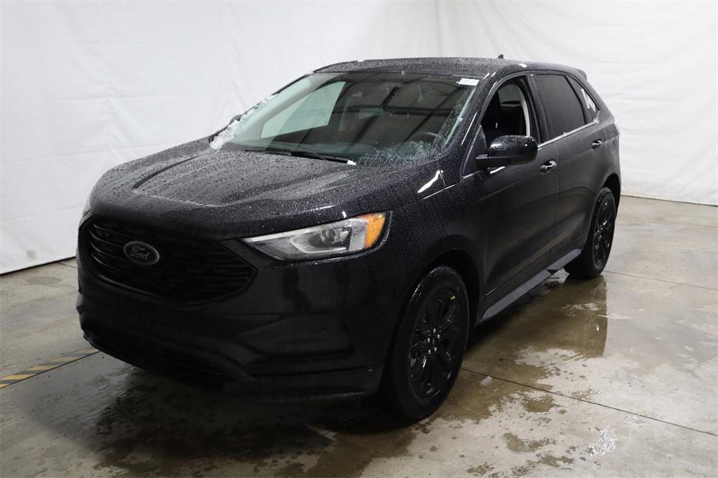 new 2024 Ford Edge car, priced at $40,345