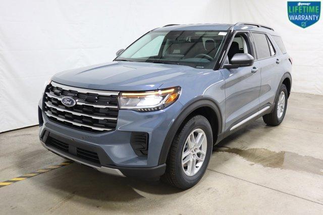 new 2025 Ford Explorer car, priced at $40,995