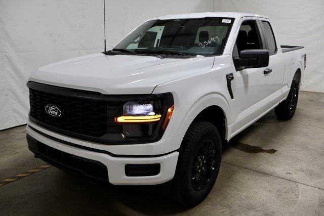 new 2025 Ford F-150 car, priced at $44,305