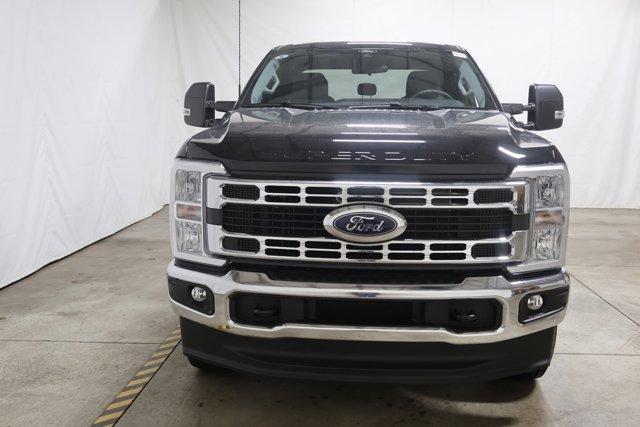 new 2025 Ford F-350 car, priced at $59,000