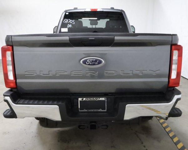 new 2025 Ford F-350 car, priced at $61,125