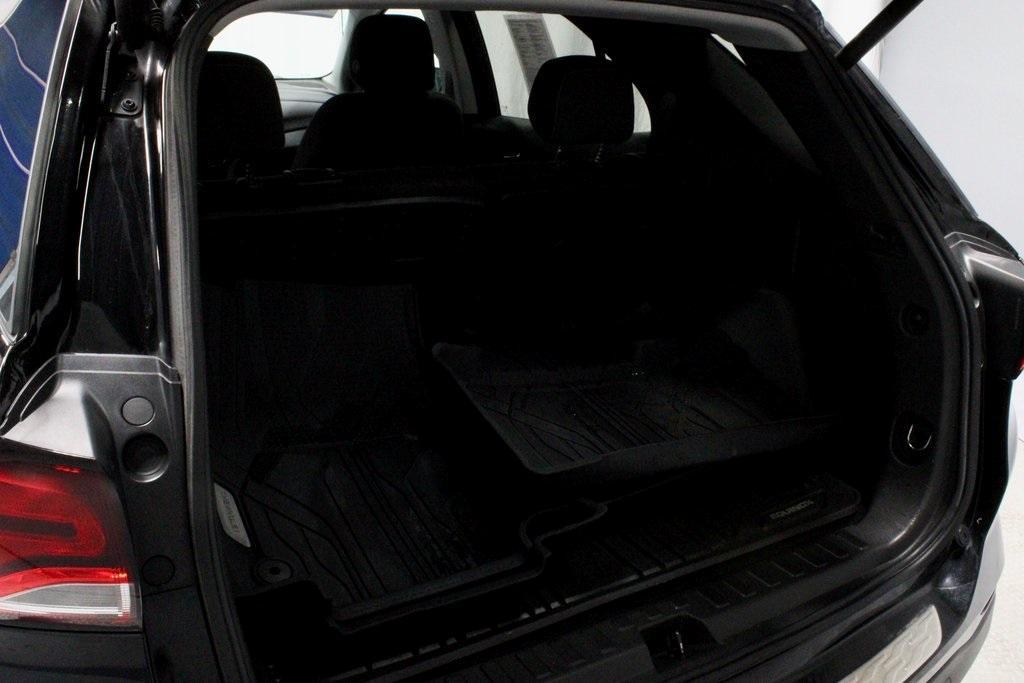 used 2022 Chevrolet Equinox car, priced at $19,994