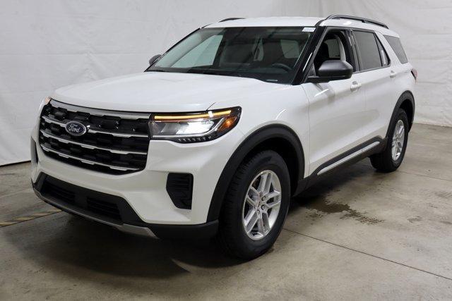new 2025 Ford Explorer car, priced at $44,390