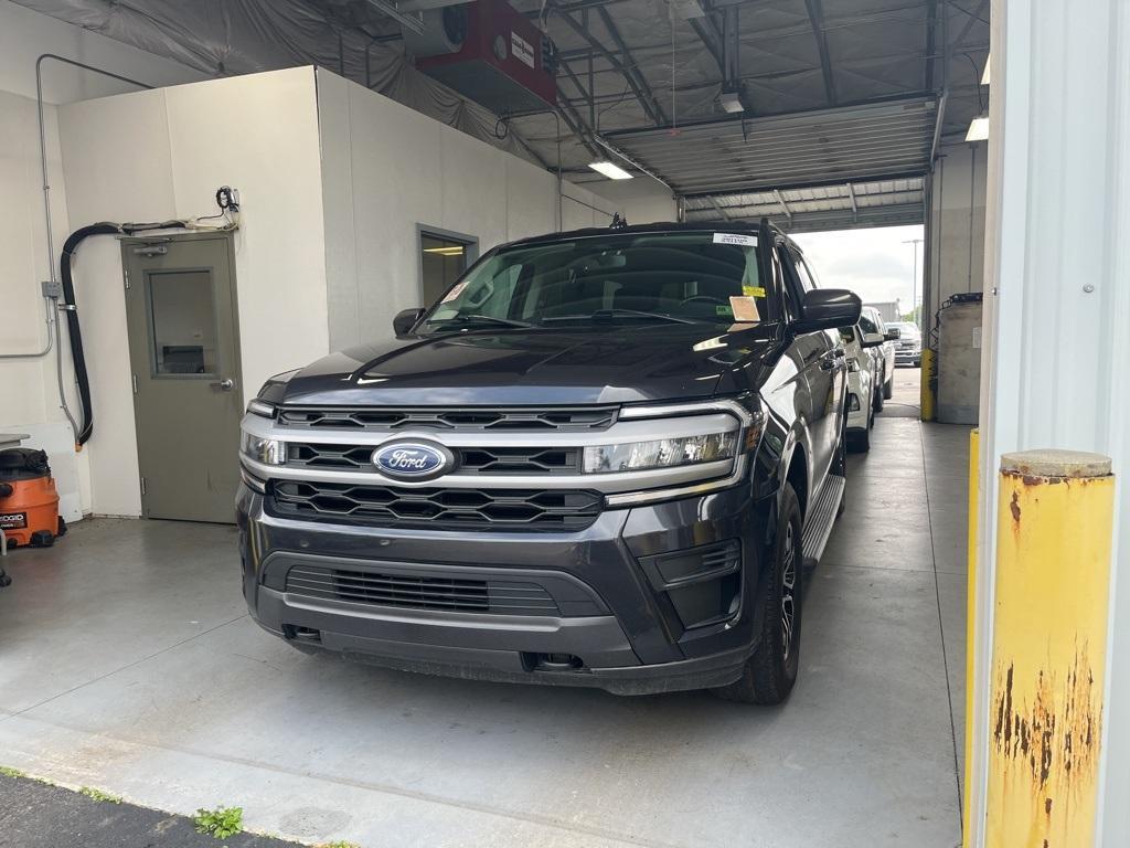 used 2022 Ford Expedition car, priced at $35,840