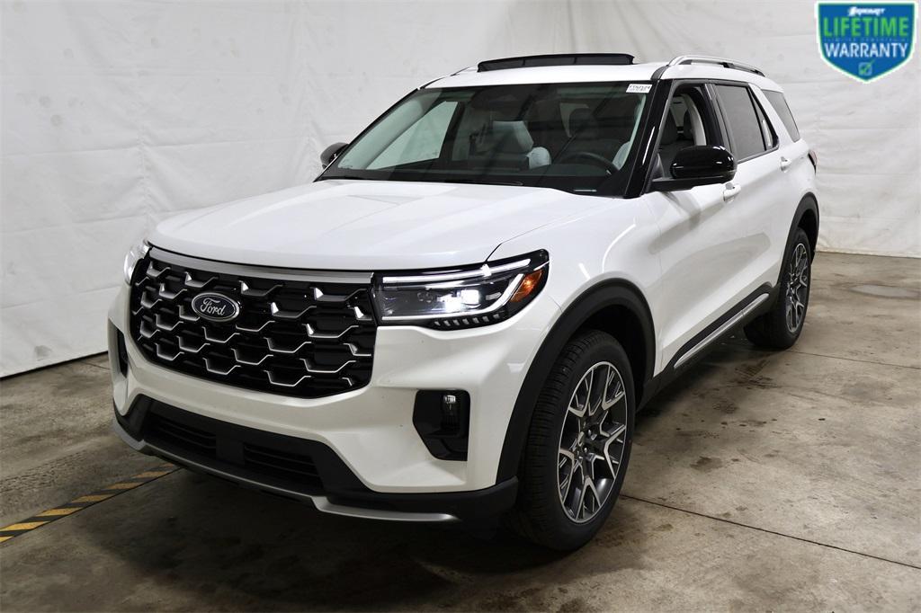 new 2025 Ford Explorer car, priced at $61,705