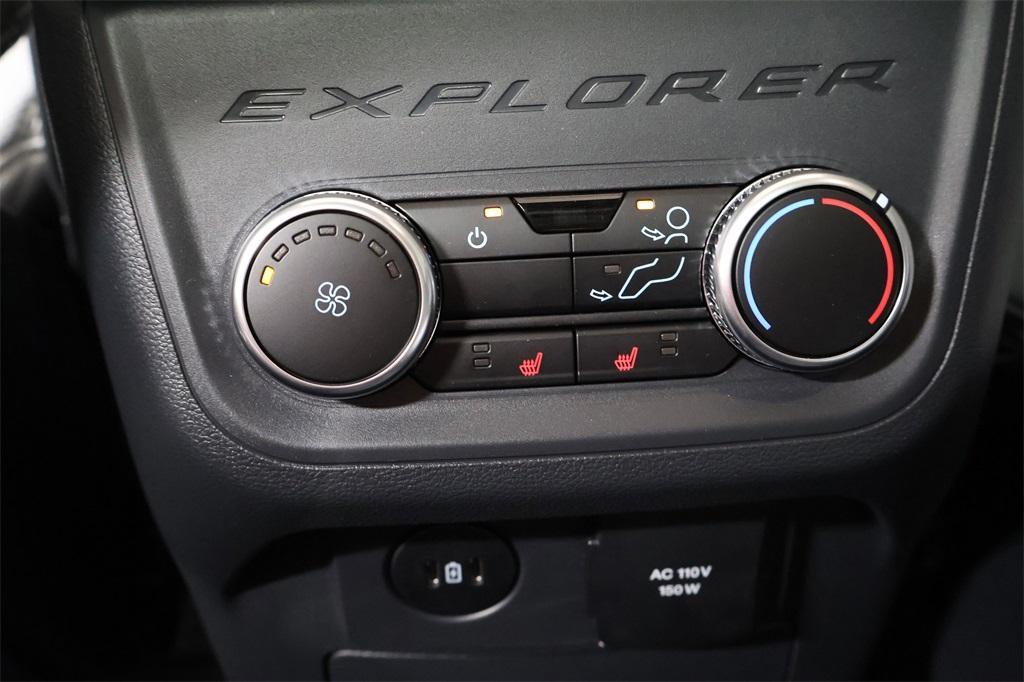 new 2025 Ford Explorer car, priced at $61,705