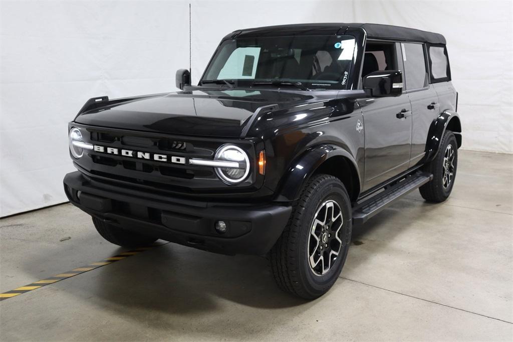 new 2024 Ford Bronco car, priced at $53,680