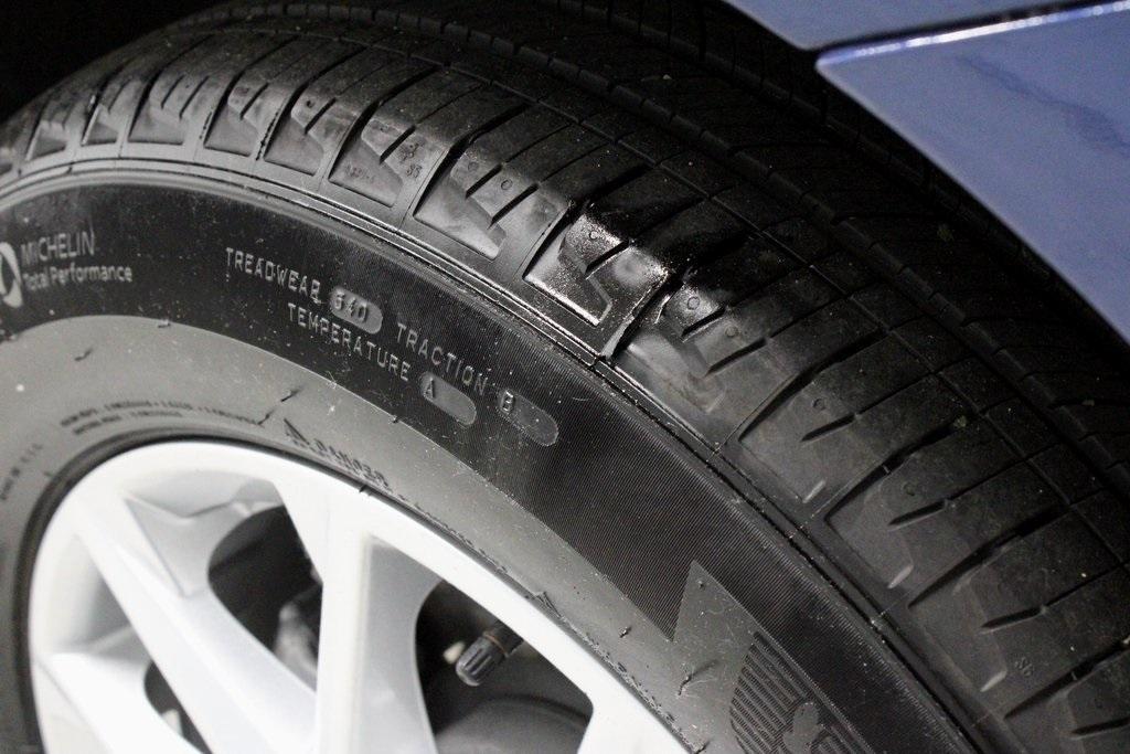 used 2022 Chevrolet Equinox car, priced at $20,451