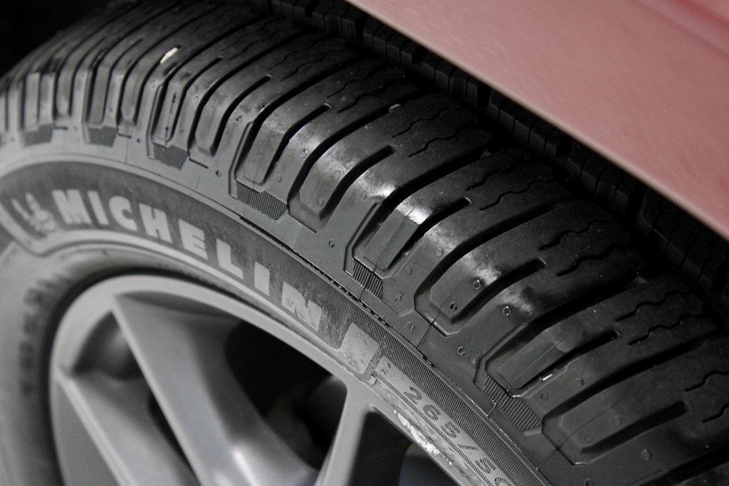 used 2019 Jeep Grand Cherokee car, priced at $20,703