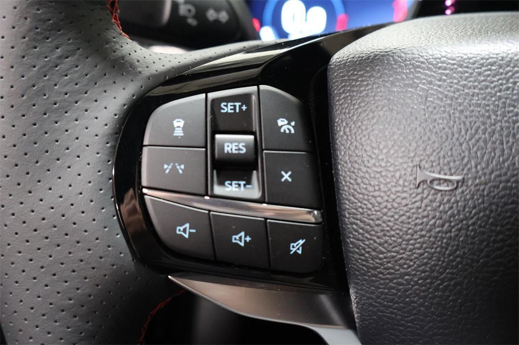 new 2025 Ford Explorer car, priced at $48,645