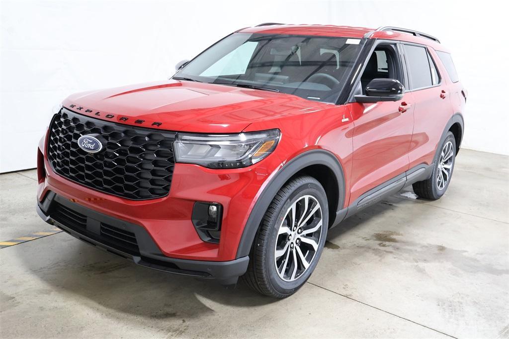 new 2025 Ford Explorer car, priced at $48,645