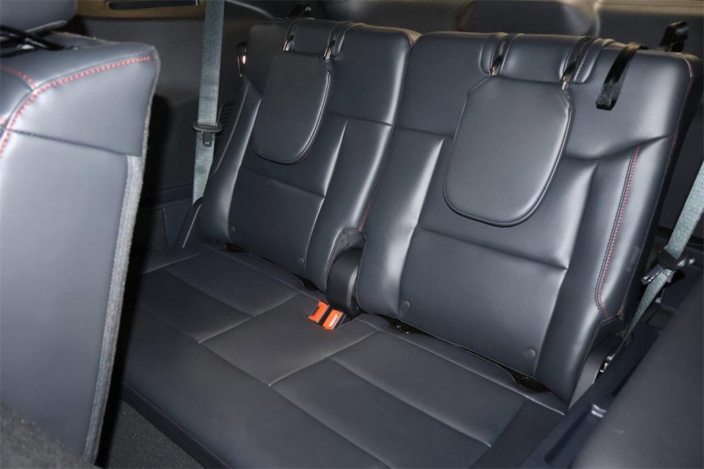 new 2025 Ford Explorer car, priced at $48,645
