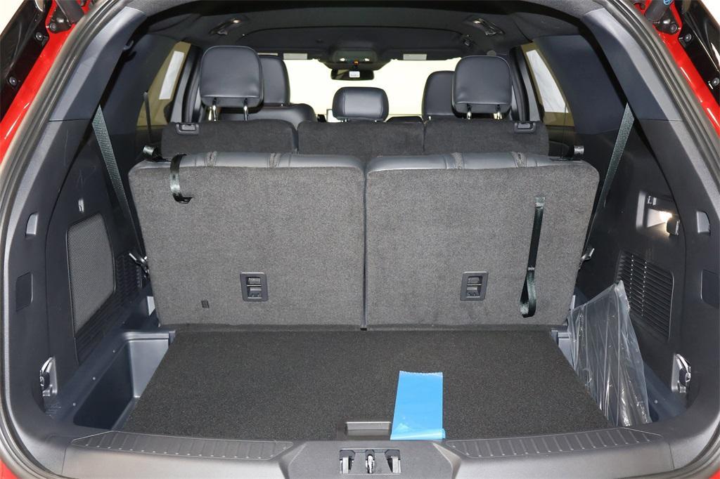 new 2025 Ford Explorer car, priced at $48,645
