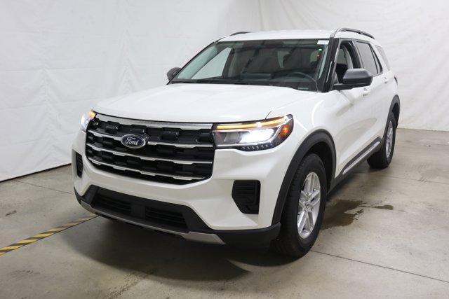 new 2025 Ford Explorer car, priced at $43,090