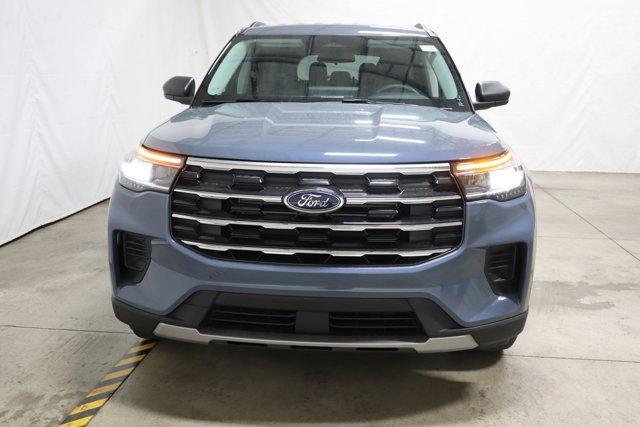 new 2025 Ford Explorer car, priced at $41,590