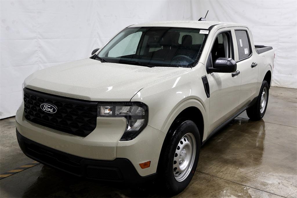 new 2025 Ford Maverick car, priced at $28,256