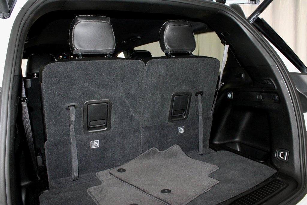used 2024 Jeep Grand Cherokee L car, priced at $33,447