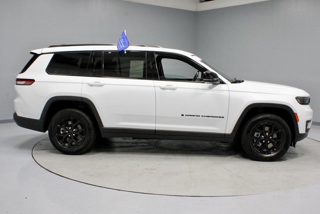 used 2024 Jeep Grand Cherokee L car, priced at $33,447