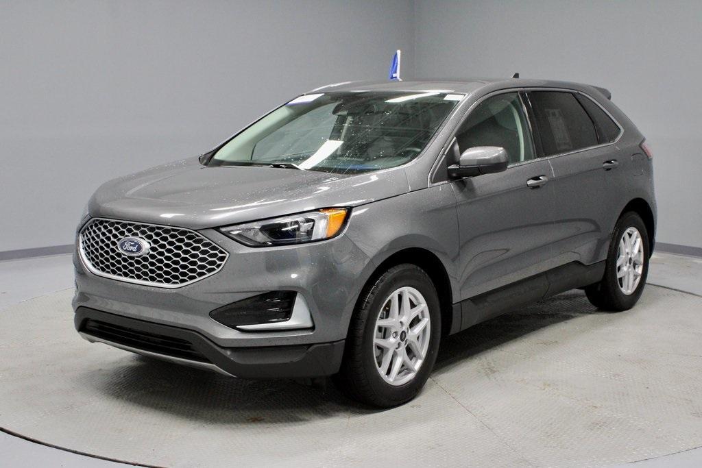 used 2024 Ford Edge car, priced at $26,579