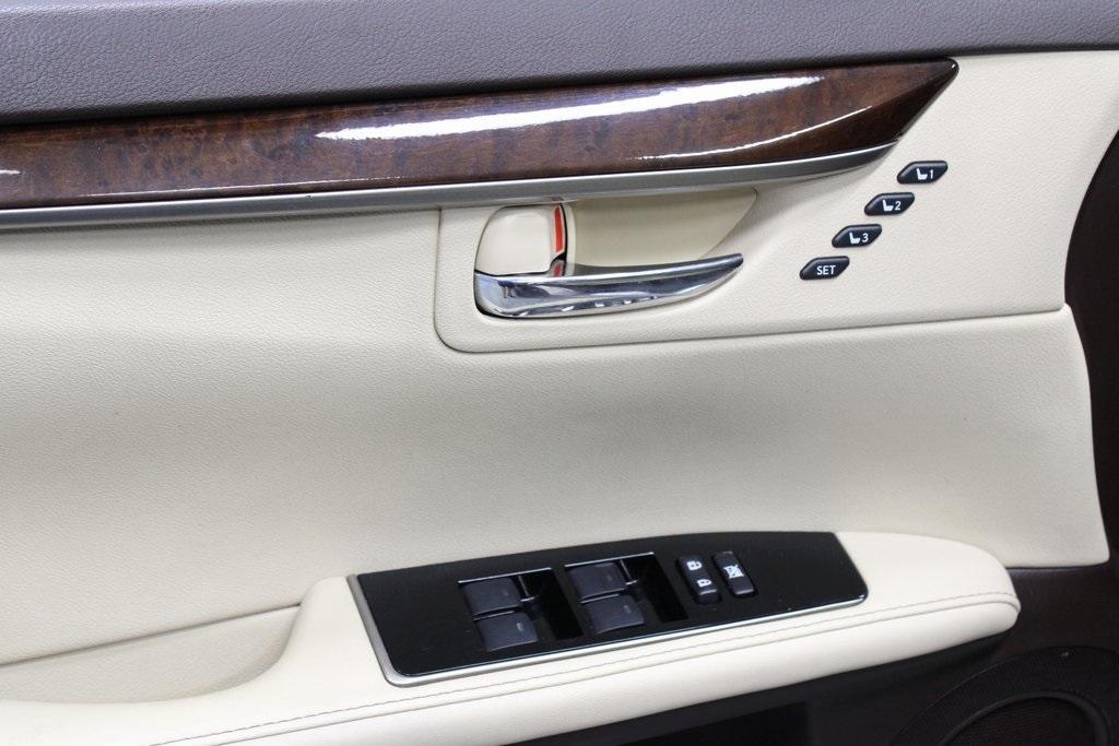 used 2017 Lexus ES 350 car, priced at $22,763