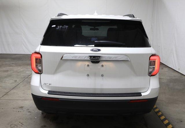 new 2024 Ford Explorer car, priced at $40,410