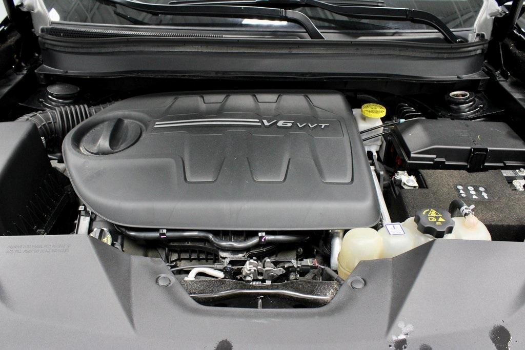 used 2022 Jeep Cherokee car, priced at $24,585
