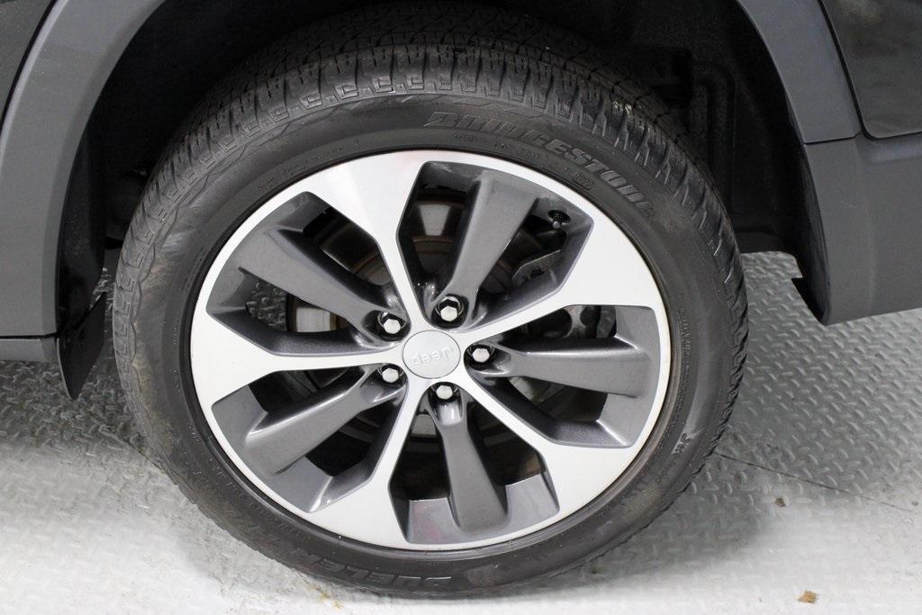 used 2022 Jeep Cherokee car, priced at $24,585