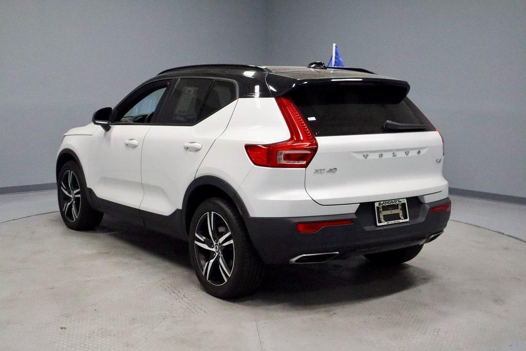 used 2020 Volvo XC40 car, priced at $23,860