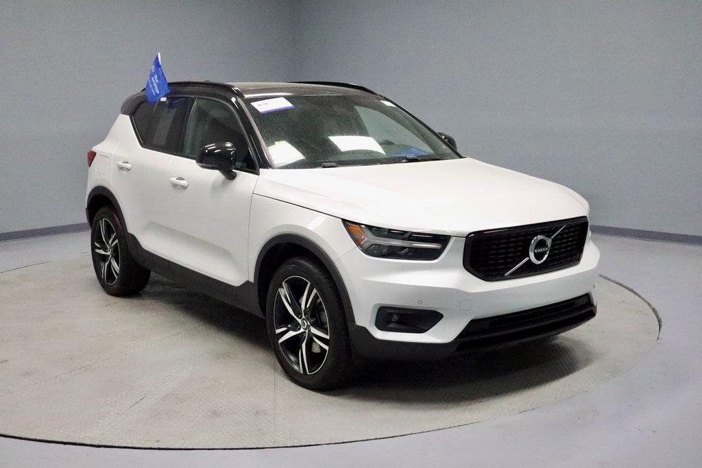 used 2020 Volvo XC40 car, priced at $23,860