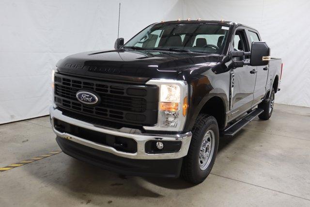 new 2024 Ford F-350 car, priced at $60,614