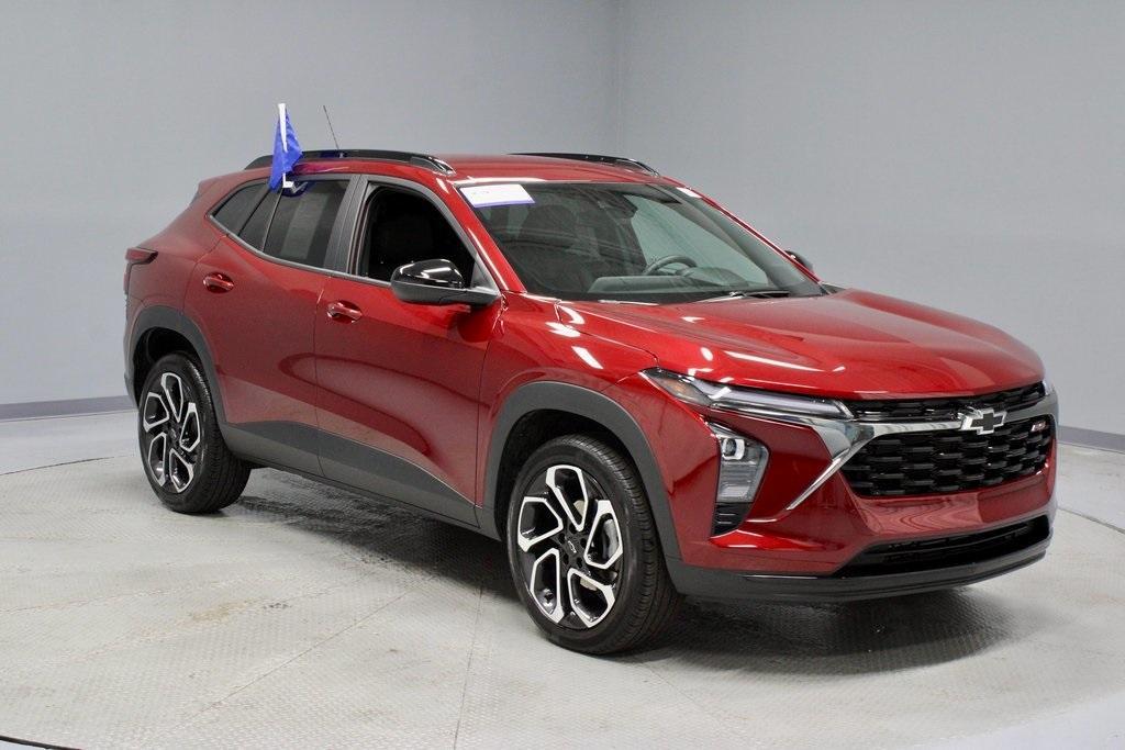used 2025 Chevrolet Trax car, priced at $24,995