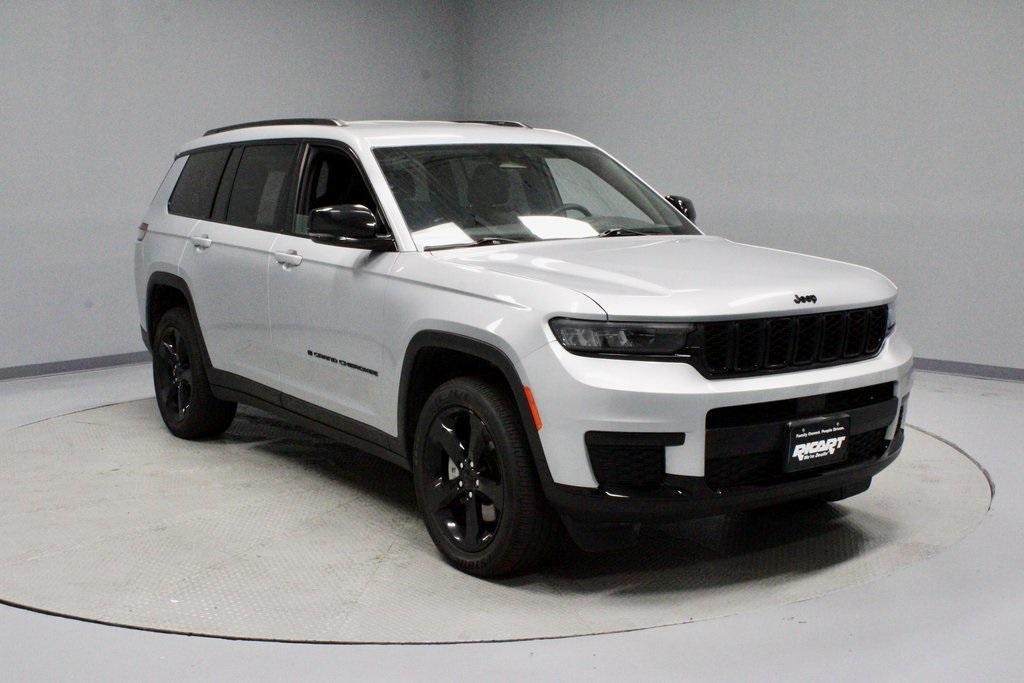 used 2023 Jeep Grand Cherokee L car, priced at $31,284