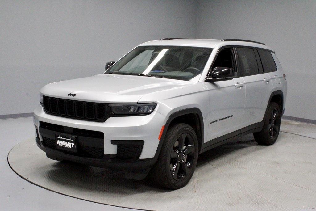used 2023 Jeep Grand Cherokee L car, priced at $31,284