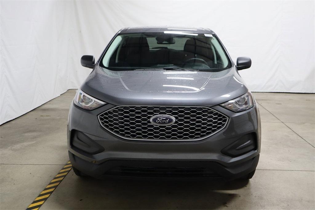 new 2024 Ford Edge car, priced at $38,620