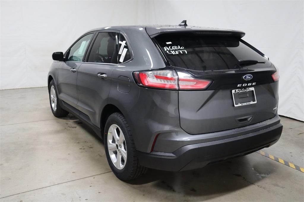 new 2024 Ford Edge car, priced at $38,620