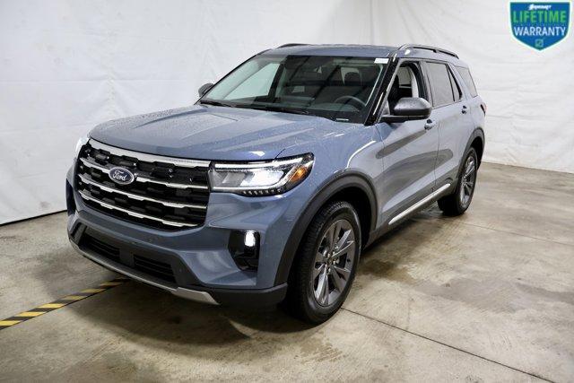 new 2025 Ford Explorer car, priced at $48,900