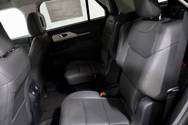 new 2025 Ford Explorer car, priced at $48,900