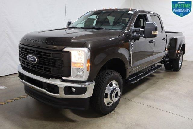 new 2024 Ford F-350 car, priced at $76,670